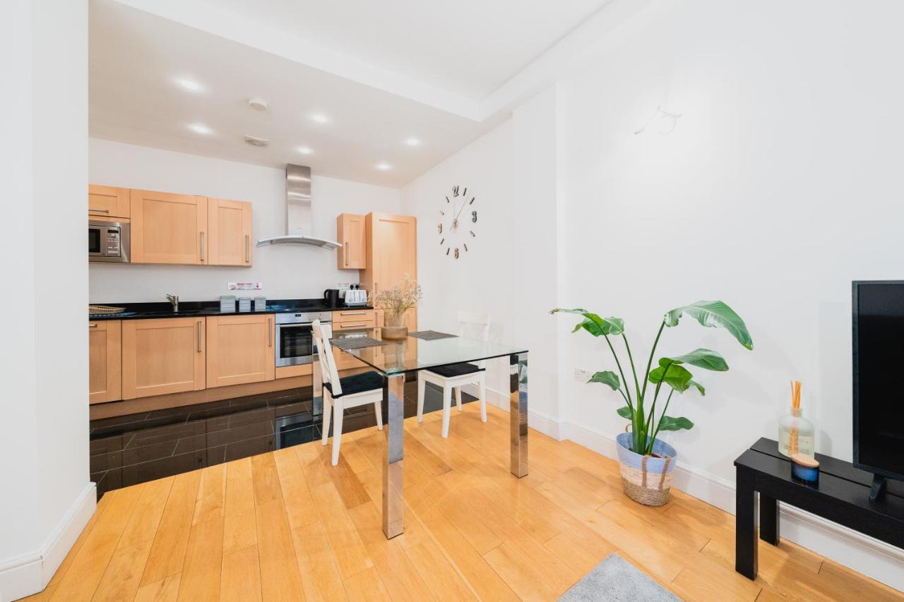 Covent Garden 2-Bedroom Apartment Londra Dış mekan fotoğraf